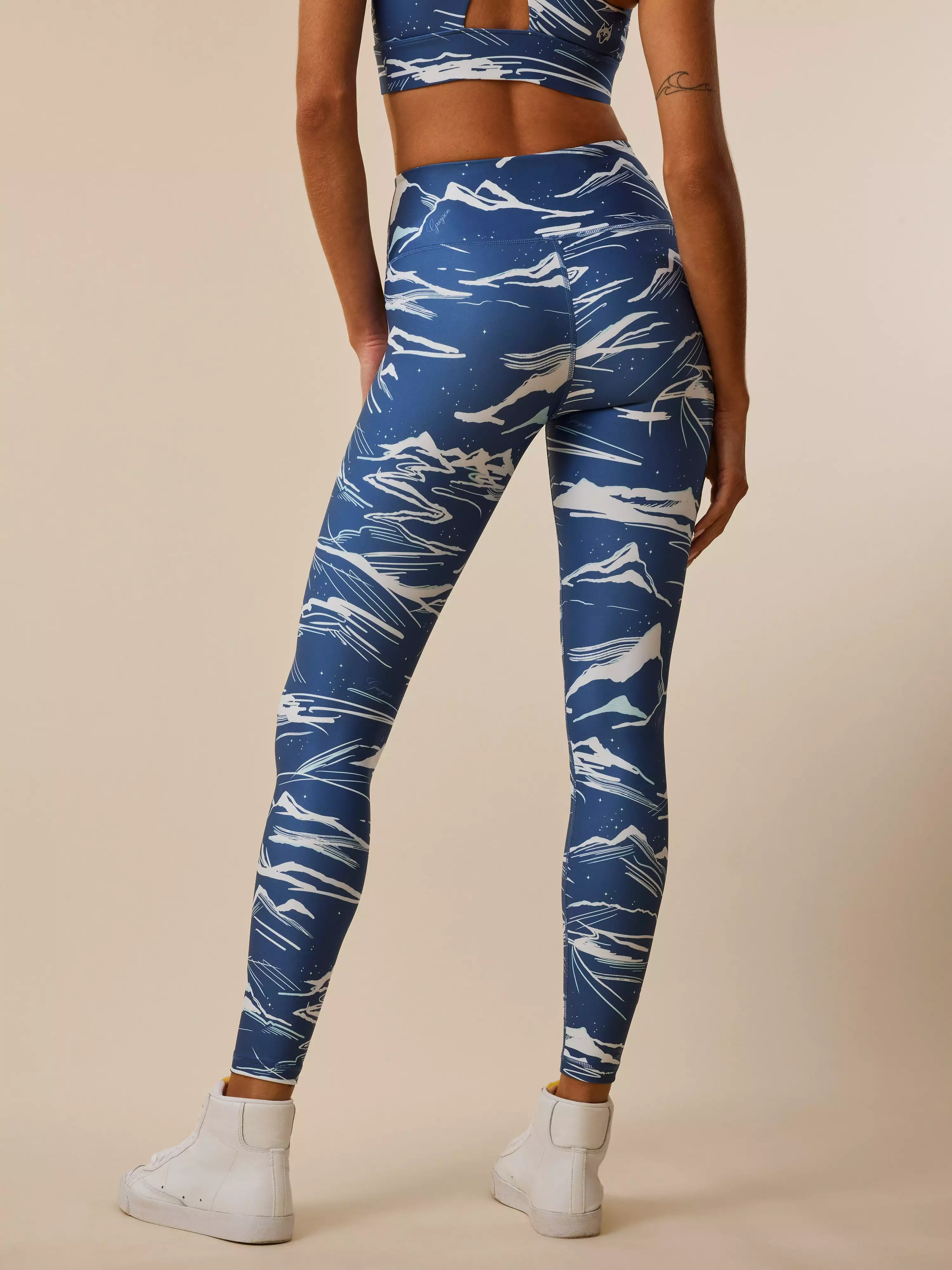 Cloud Nine Luna Legging