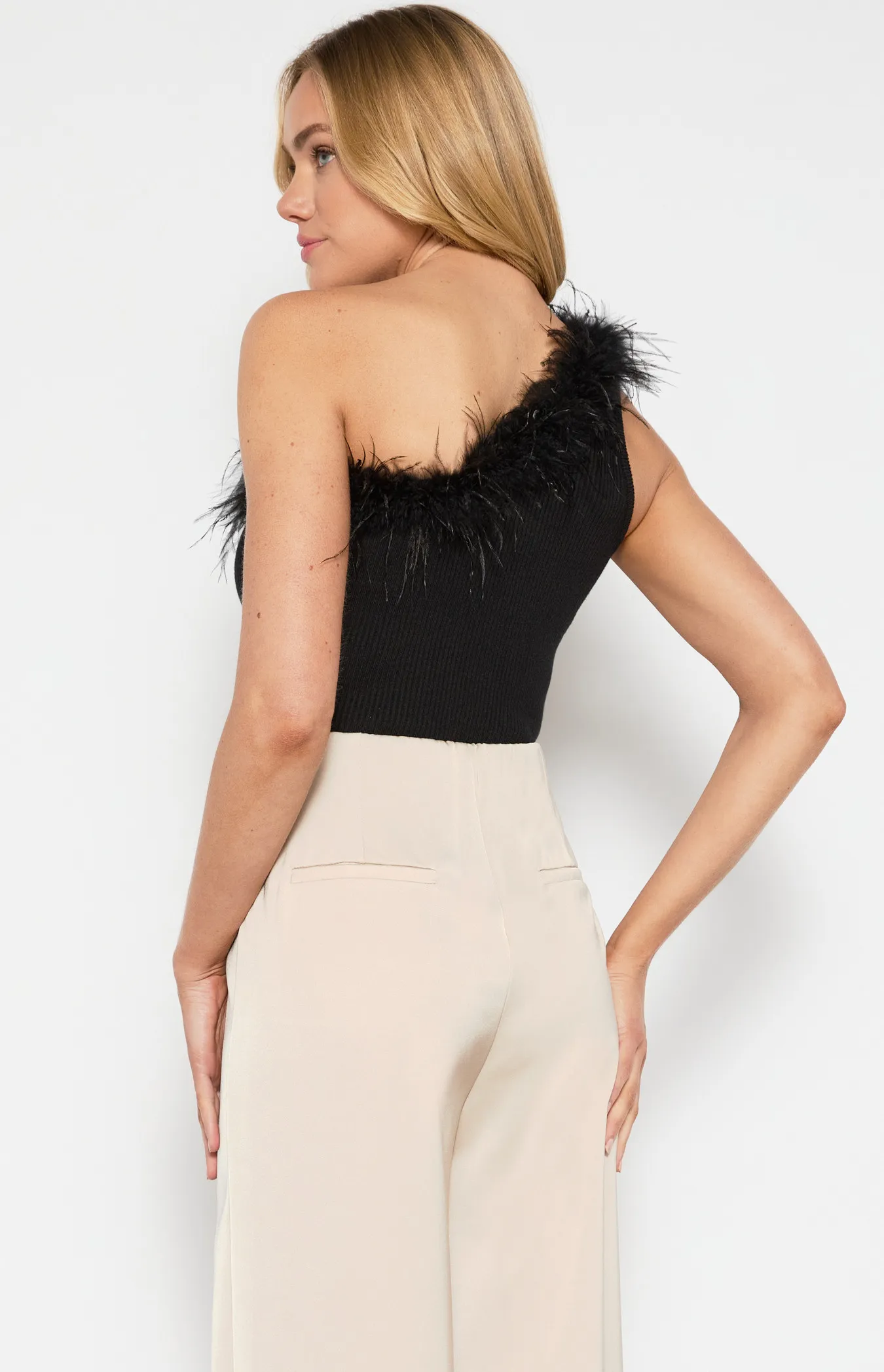 One Shoulder Feather Trim Neckline Knit Top (WKN639)