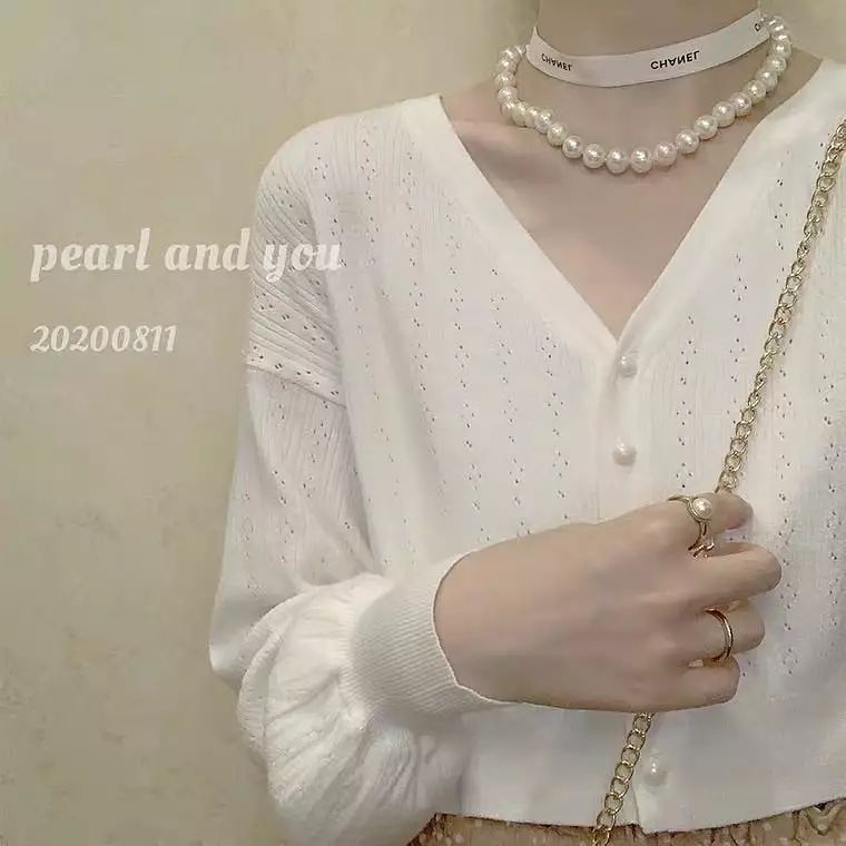 “PEARL AND YOU” WHITE KNIT cardigan BY41111