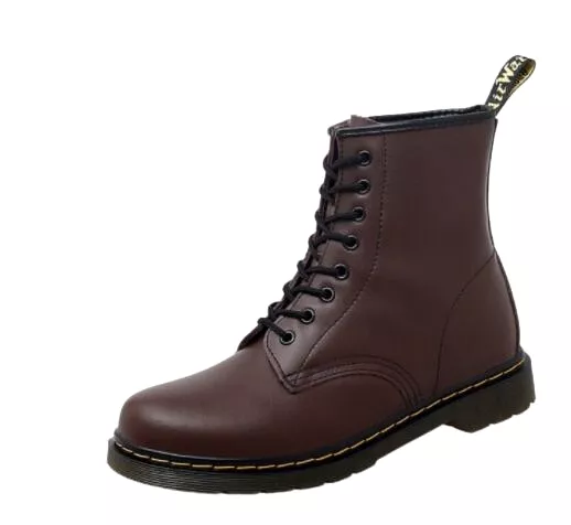 Stylish Leather Unisex Boots: Fashion Meets Functionality for Every Style