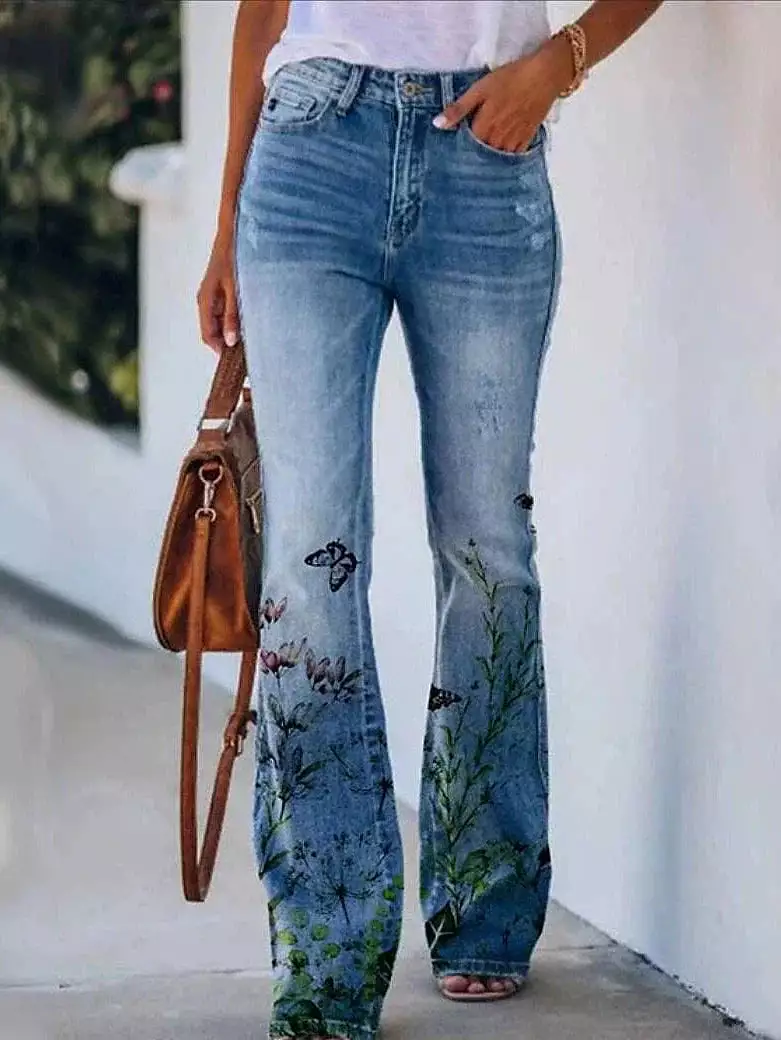 Stylish Women's High-Waisted Bootcut Flare Jeans with Side Pockets